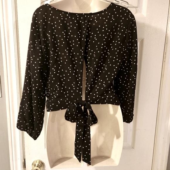 MIND CODE STAR PRINT TIE BACK BLOUSE - Picture 3 of 7